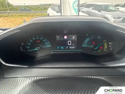 Photo 16 Peugeot 2008  Electrique 136 ch