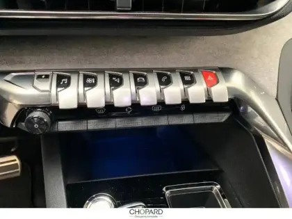 Photo 18 Peugeot 3008  Hybrid 225 e-EAT8
