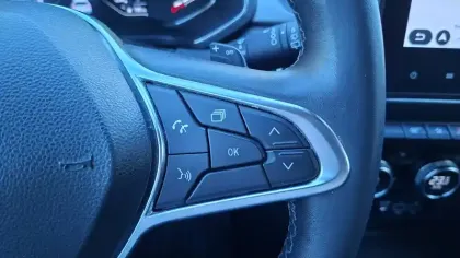 Photo 28 Renault Captur  TCe 140 EDC - 21