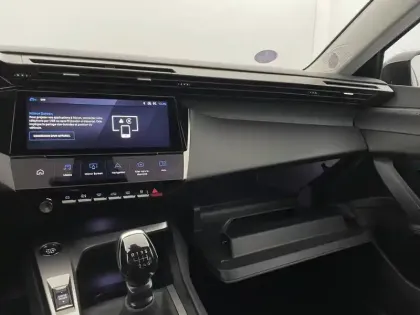 Photo 24 Peugeot 308  PureTech 130ch S&S BVM6