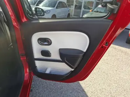 Photo 15 Renault Twingo  III E-Tech