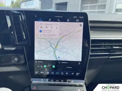 Photo 12 Renault Rafale  E-Tech full hybrid 200 ch