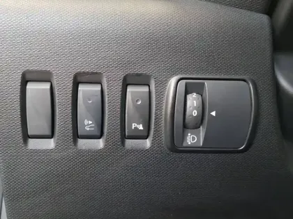 Photo 31 Renault Twingo  III E-Tech