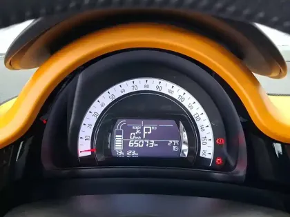 Photo 21 Renault Twingo  III E-Tech