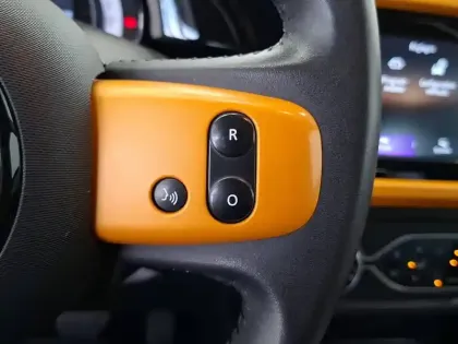 Photo 33 Renault Twingo  III E-Tech