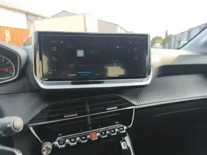Photo 14 Peugeot 208  PureTech 100 S&S BVM6