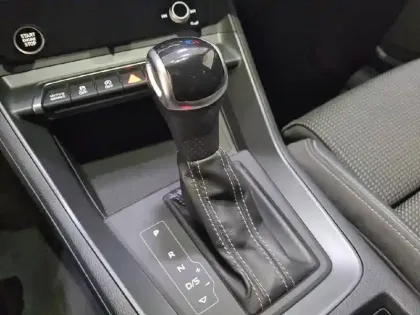 Photo 25 Audi Q3  35 TDI 150 ch S tronic 7