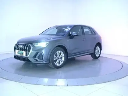 Photo 12 Audi Q3  35 TDI 150 ch S tronic 7
