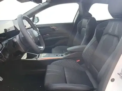 Photo 8 Renault Clio  E-Tech full hybrid 160 ch