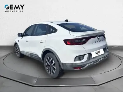 Photo 6 Renault Arkana  E-Tech 145