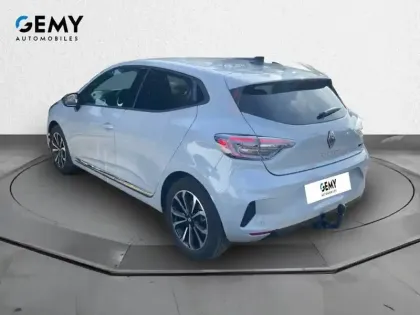 Photo 6 Renault Clio  E-Tech full hybrid 145 ch GSR2