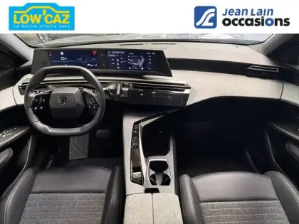 Photo 17 Peugeot 5008  Hybrid 136 e-DCS6
