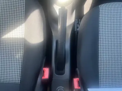 Photo 27 Renault Twingo  III E-Tech