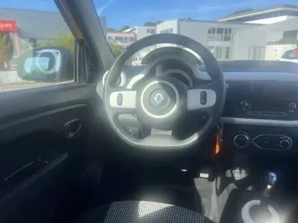 Photo 25 Renault Twingo  III E-Tech