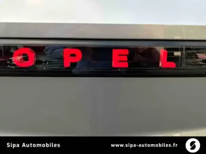 Photo 39 Opel Grandland  1.2 Turbo Hybrid 145 ch e-DCT6