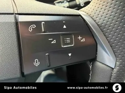 Photo 27 Opel Grandland  1.2 Turbo Hybrid 145 ch e-DCT6