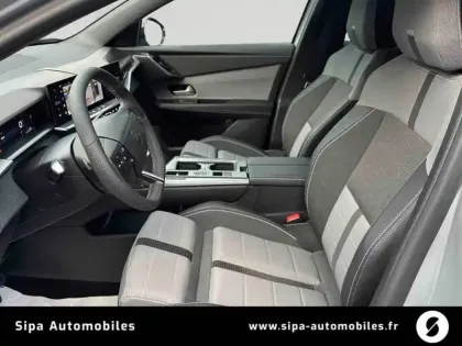 Photo 11 Opel Grandland  1.2 Turbo Hybrid 145 ch e-DCT6