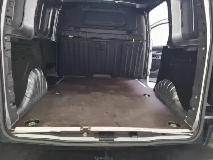 Photo 5 Peugeot Partner  FOURGON STANDARD 650 KG BLUEHDI 130 S&S EAT8