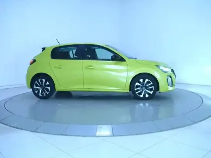 Photo 23 Peugeot 208  PureTech 100 S&S BVM6