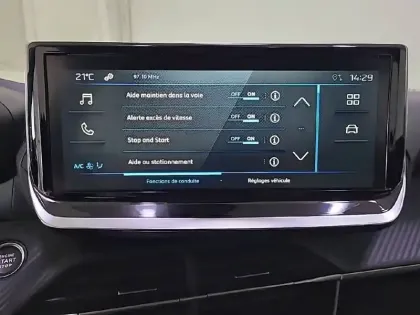 Photo 40 Peugeot 208  PureTech 100 S&S BVM6