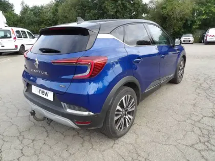 Photo 14 Renault Captur  E-Tech full hybrid 145