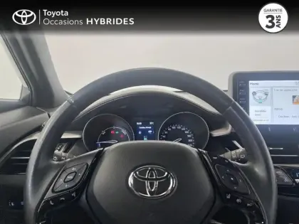 Photo 12 Toyota C-HR  2.0 Hybride 184ch Dynamic Ultimate E-CVT
