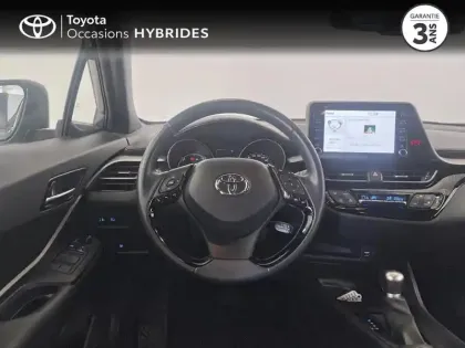 Photo 8 Toyota C-HR  2.0 Hybride 184ch Dynamic Ultimate E-CVT