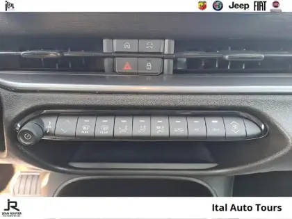 Photo 12 Fiat 600  1.2 Hybrid Turbo 110ch Pop eDCT6