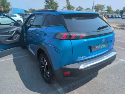 Photo 5 Peugeot 2008  BlueHDi 130 S&S EAT8