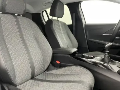 Photo 26 Peugeot 208  100 S&S BVM6