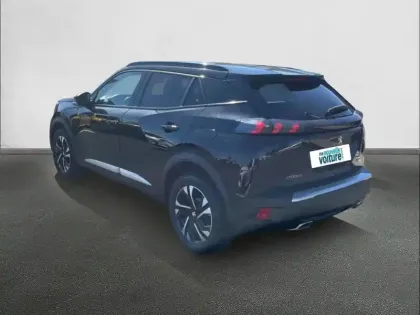 Photo 6 Peugeot 2008  PureTech 130 S&S EAT8