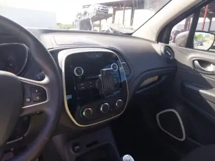 Photo 13 Renault Captur  TCe 90 Energy