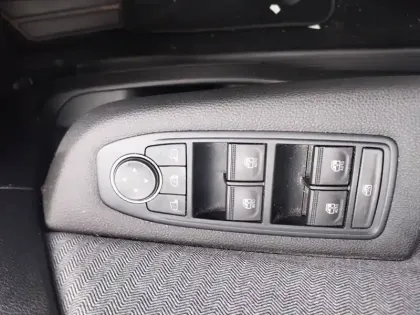 Photo 10 Renault Clio  E-Tech full hybrid 145