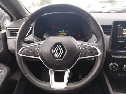 Photo 14 Renault Clio  E-Tech full hybrid 145