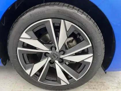 Photo 16 Peugeot 308  PureTech 130ch S&S BVM6