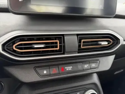 Photo 6 Dacia Sandero  1.0 ECO-G 100ch Stepway Extreme +