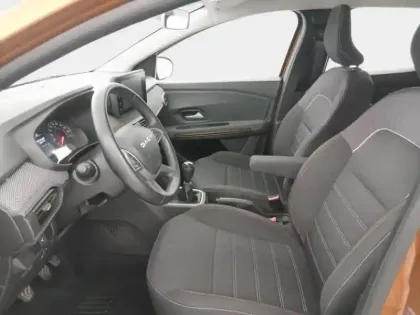 Photo 7 Dacia Sandero  1.0 TCe 110ch Stepway Expression