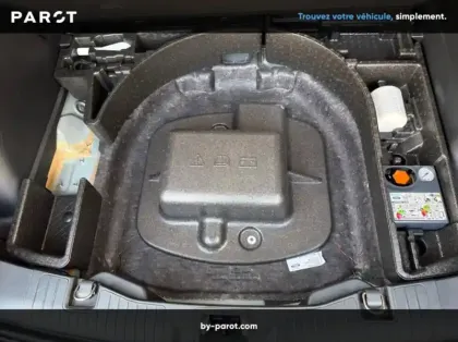 Photo 28 Ford Kuga 2.5 Duratec 190ch FHEV E85 Titanium BVA