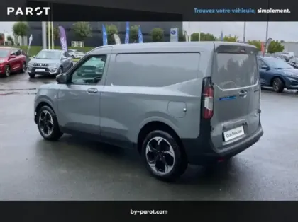 Photo 12 Ford Transit Courier Fourgonnette Electrique 100 kW 136ch Limited