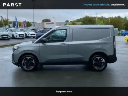 Photo 20 Ford Transit Courier Fourgonnette Electrique 100 kW 136ch Limited