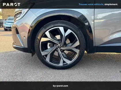 Photo 13 Renault Austral 1.2 E-Tech full hybrid 200ch Iconic esprit Alpine- 24