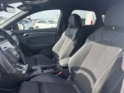 Photo 10 Audi Q3 35 TDI S line