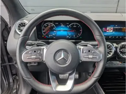 Photo 11 Mercedes GLA 200 d 