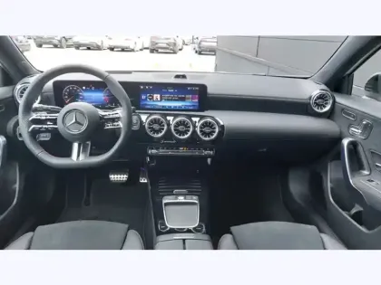 Photo 10 Mercedes Classe A 200 d 