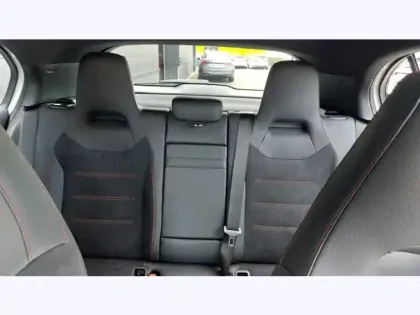 Photo 16 Mercedes Classe A 200 d 