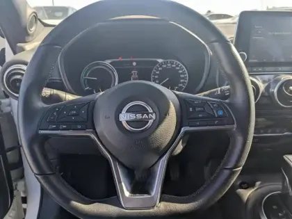 Photo 5 Nissan Juke  1.6 Hybrid 143ch Business+ 2023