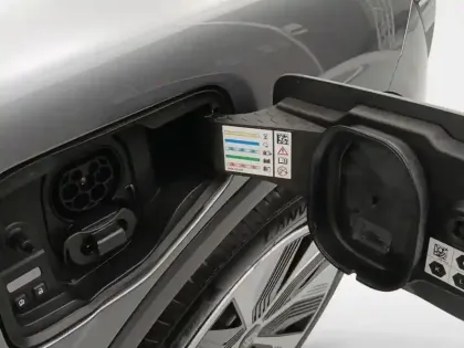 Photo 9 Renault Megane  E-Tech Electric EV60 130ch Evolution ER super charge -B