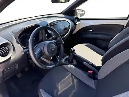 Photo 8 Toyota Aygo X  1.0 VVT-i 72ch Dynamic MY24