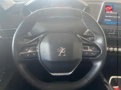 Photo 11 Peugeot 3008  1.5 BlueHDi 130ch S&S Active Pack