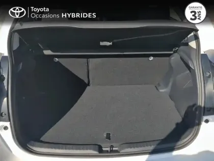 Photo 9 Toyota Yaris  116h Dynamic Business  5p MC24